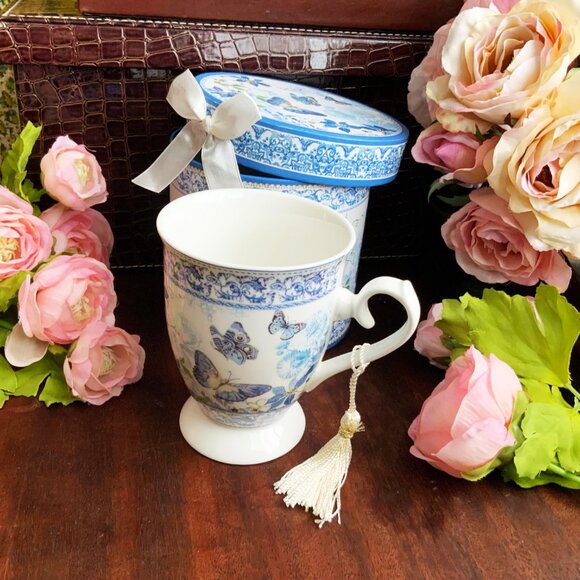 SUMMER RIVER Blue and White Butterfly Mug with Matching Gift Box - Picture 2 of 8